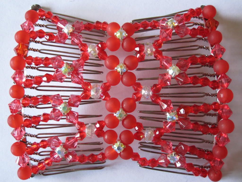 EZ COMBSSTUNNING MULTI COLOR STRETCHY BEADED DOUBLE HAIR COMB CLIPS