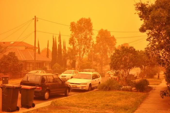 1253765997_dust_storm_sidney_07.jpg