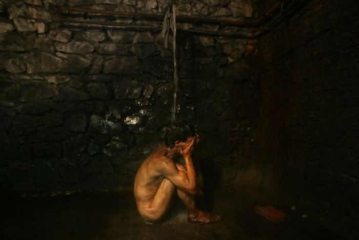 1254977637_chinese_miners_23.jpg