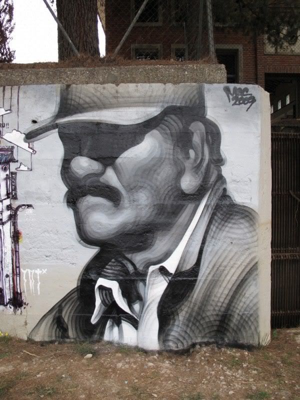 1255323200_graffiti_13.jpg