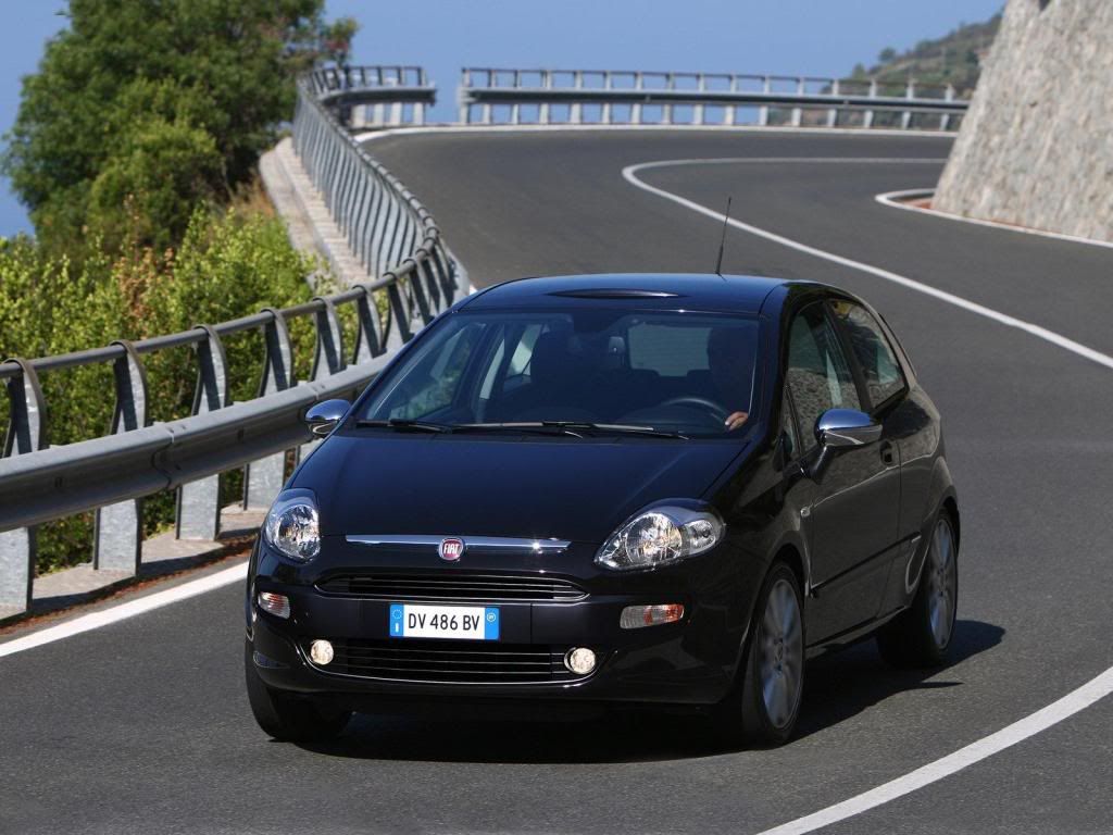 Fiat-Punto_Evo_2010_1600x1200_wa-12.jpg