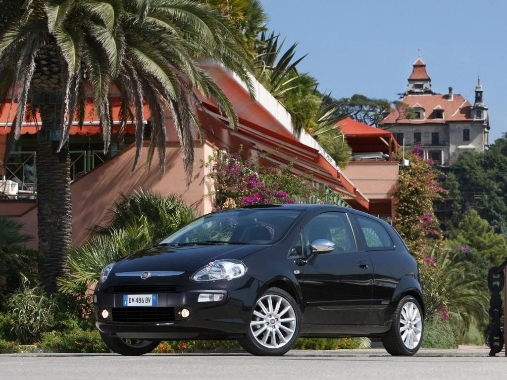 Fiat-Punto_Evo_2010_1600x1200_wa-15.jpg