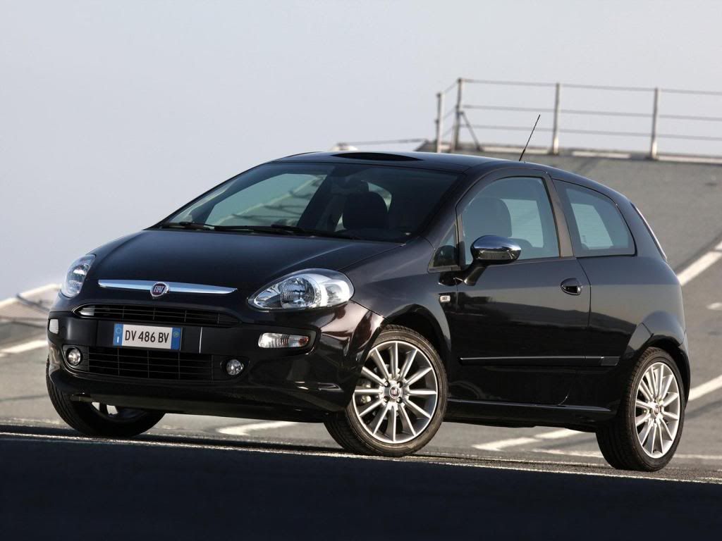 Fiat-Punto_Evo_2010_1600x1200_wa-18.jpg