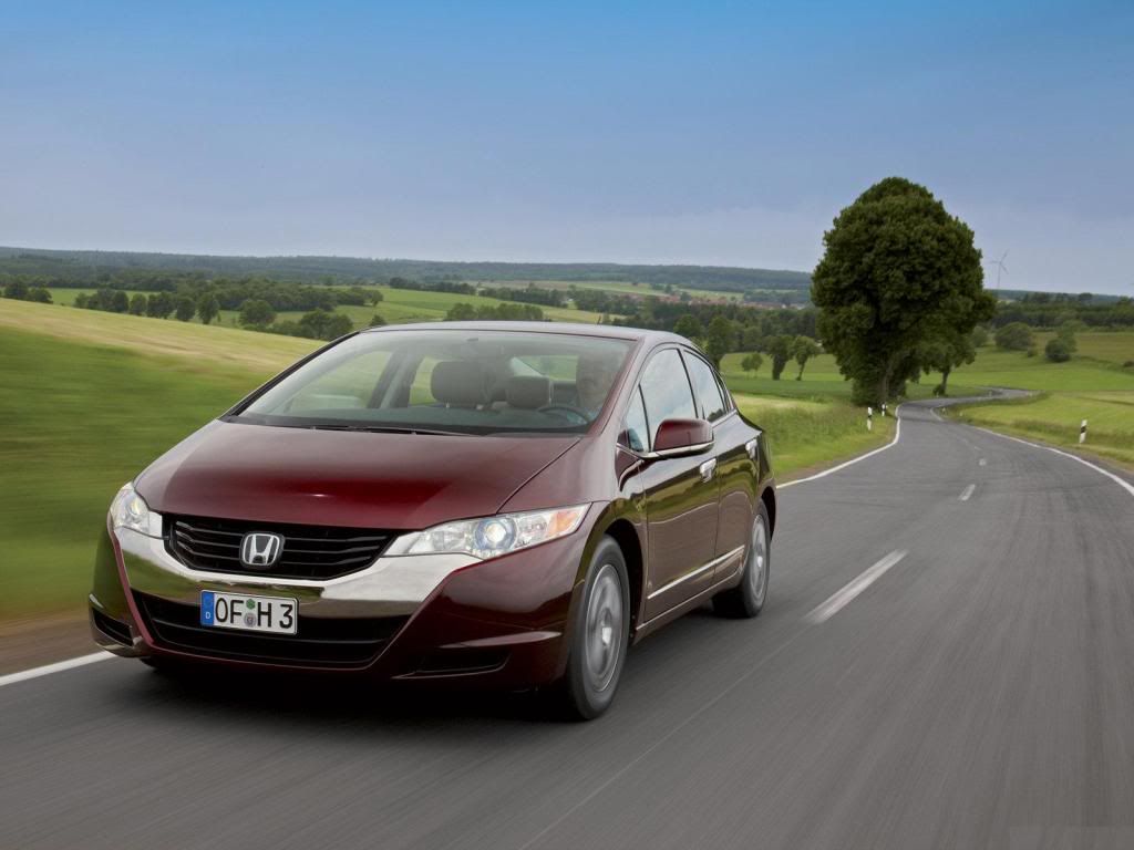 Honda-FCX_Clarity_2010_1600x1200-10.jpg