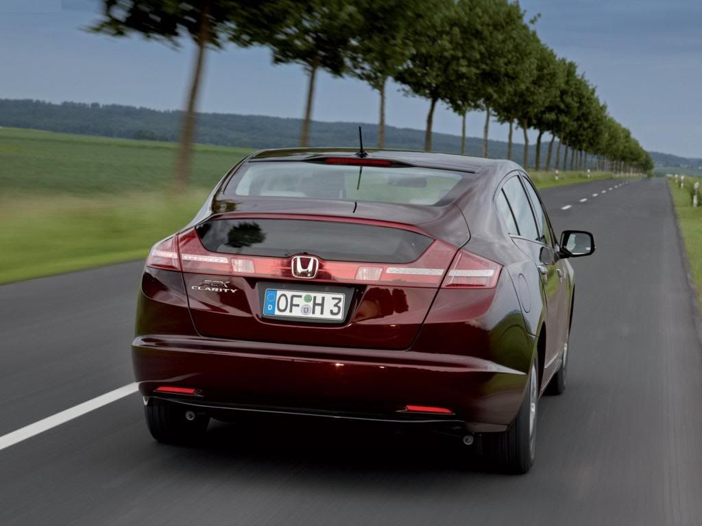 Honda-FCX_Clarity_2010_1600x1200-3.jpg