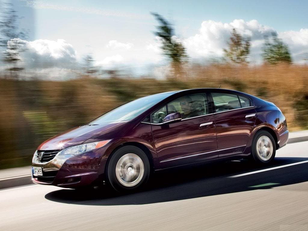 Honda-FCX_Clarity_2010_1600x1200-9.jpg