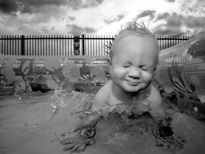 1253162299_black_and_white_17-1.jpg
