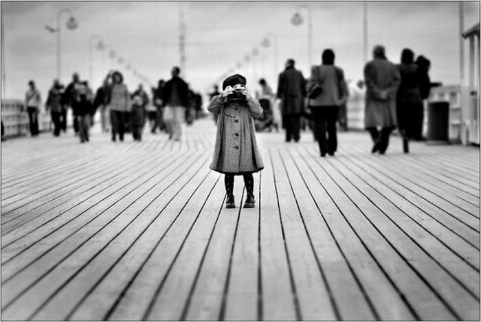 1253162312_black_and_white_22-1.jpg