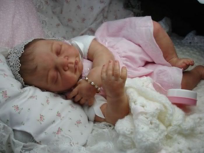 1253680235_reborn_dolls_04.jpg