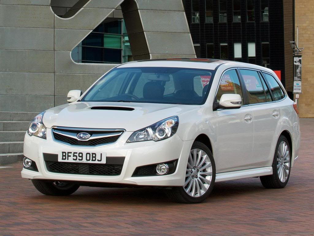 Subaru-Legacy_Tourer_2010_1600x1-7.jpg