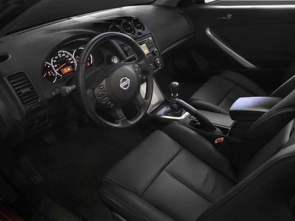 Nissan-Altima_Coupe_2010_1600x12-4.jpg