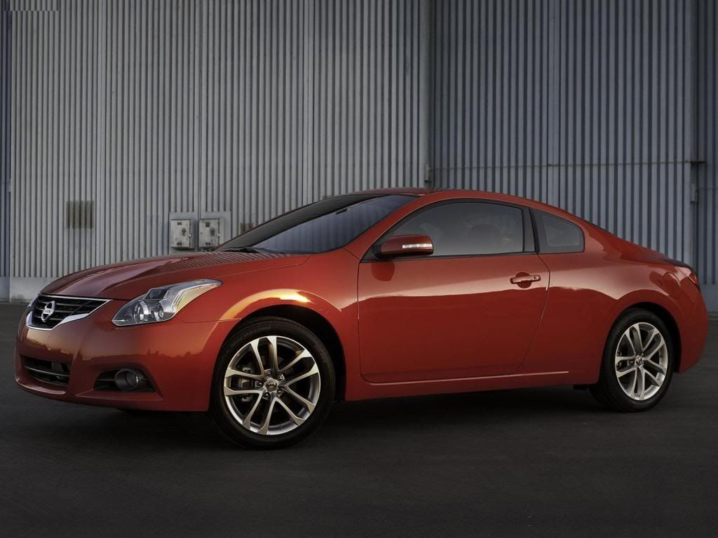 Nissan-Altima_Coupe_2010_1600x12-8.jpg