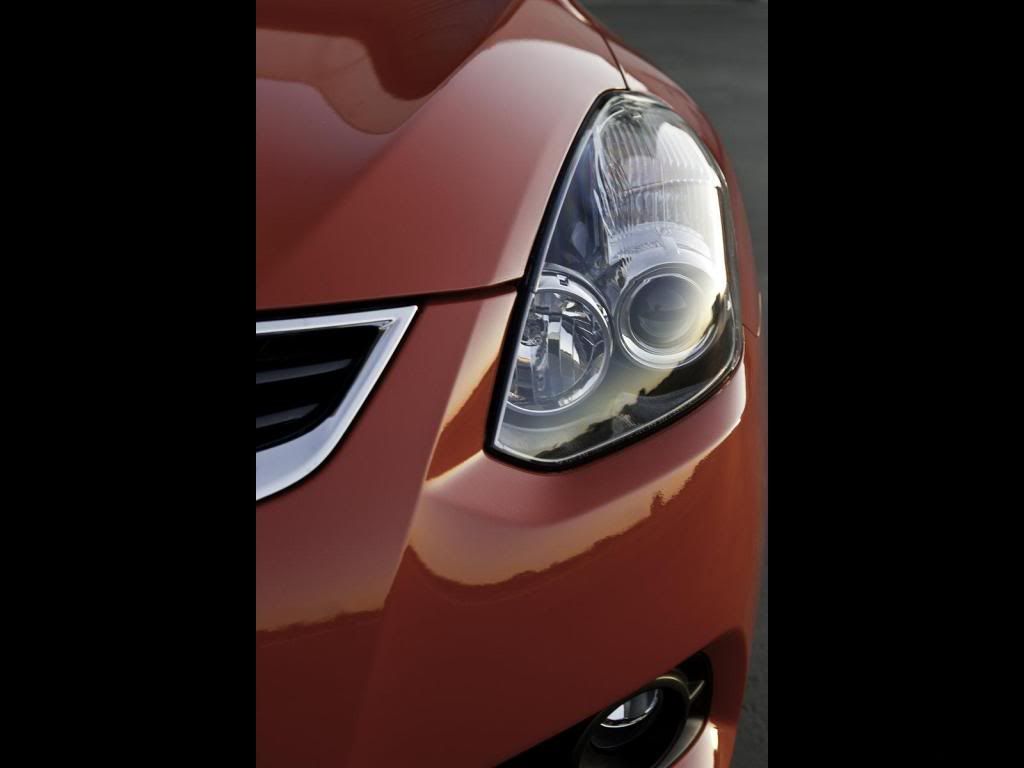 Nissan-Altima_Coupe_2010_1600x1200_.jpg