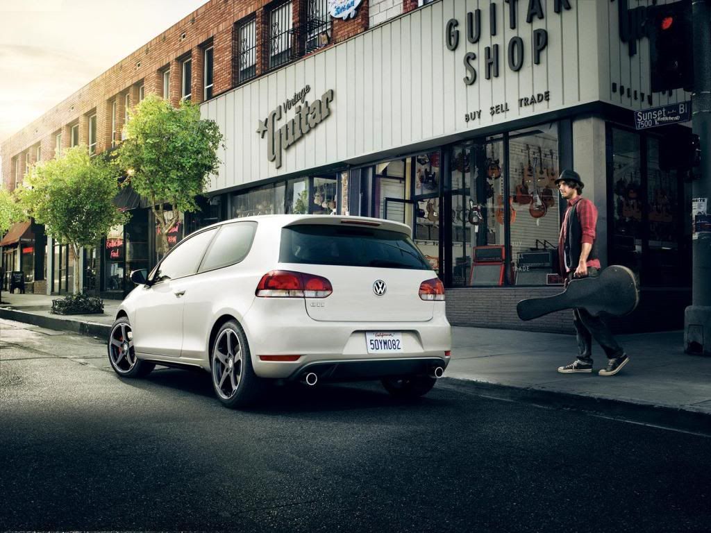 Volkswagen-Golf_GTI_US-Version_2-12.jpg