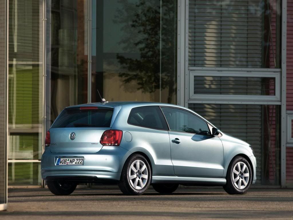Volkswagen-Polo_BlueMotion_2010_-4.jpg