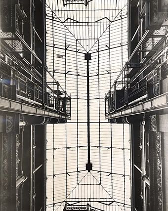 [Image: Prison1.jpg]