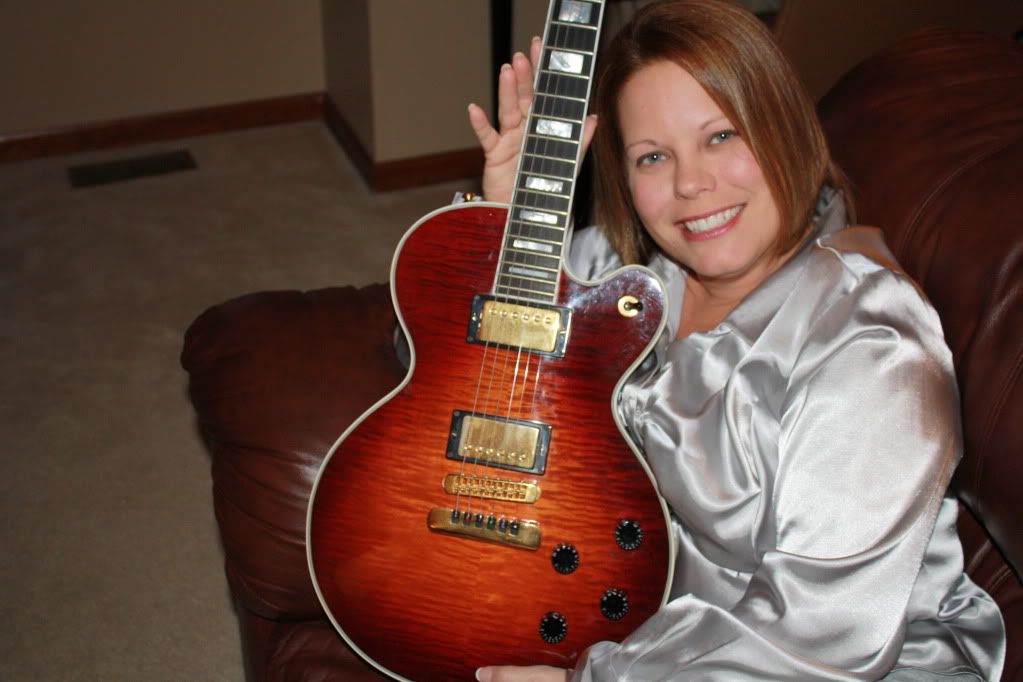 abbyguitar0111030-1.jpg