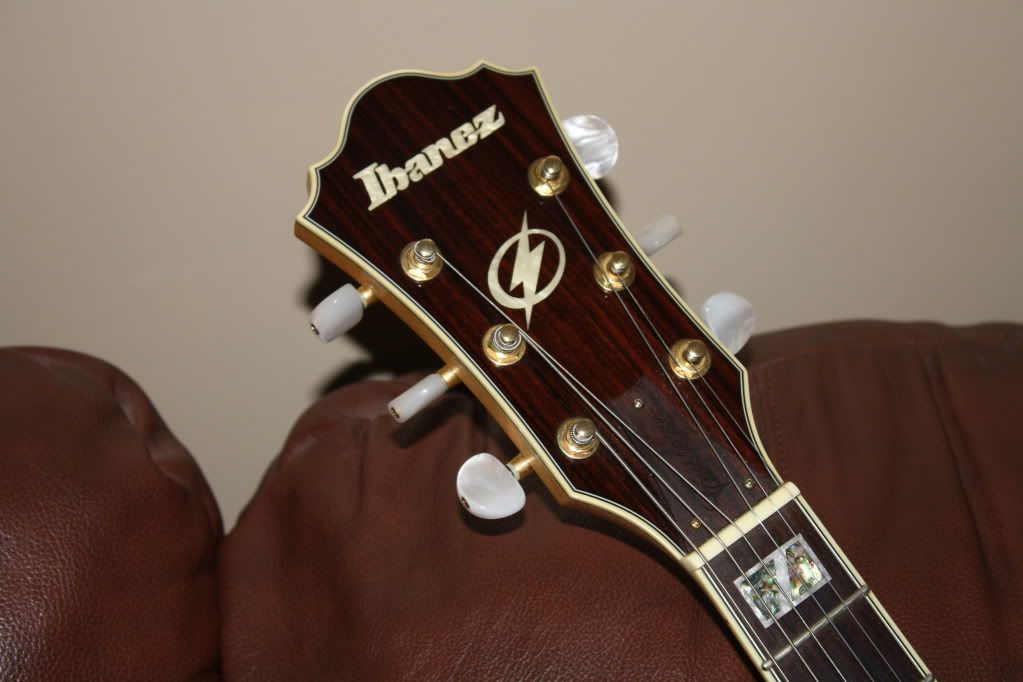 abbyguitar0111044.jpg