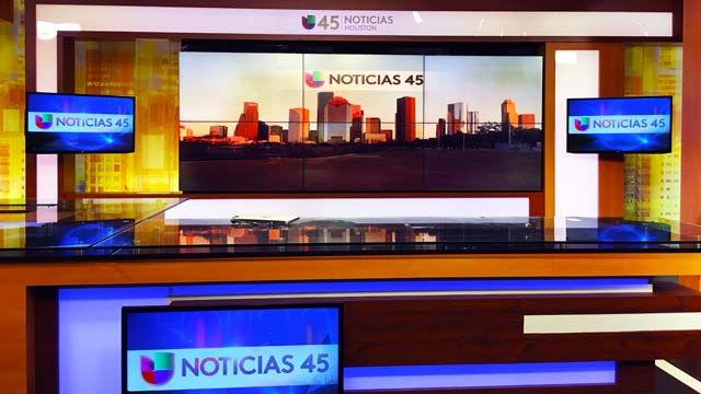photo spanishTV_univision_kxln_set_1_zpskkbwqmyi.jpg